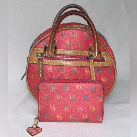 DOONEY & BOURKE Vintage D && B Handbag Wallet Set Pink Canteen Bag Rainbow Logo - Picture 4 of 17